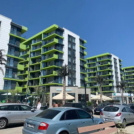 Green Studio Alezzi Beach Mamaia 아파트