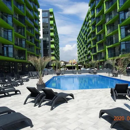 Green Studio Alezzi Beach Mamaia Daire *